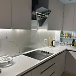 Fia 11 - Floor * טיראנה