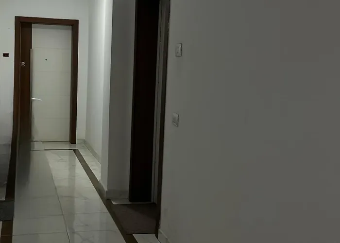 Fia 11 - Floor * 地拉那