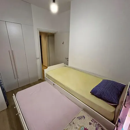 Fia 11 - Floor
